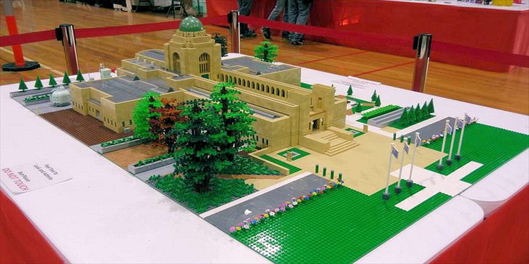 AustralianWarMemorialInLego5